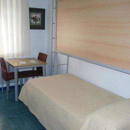 Albergue Inturjoven Huelva Extérieur photo