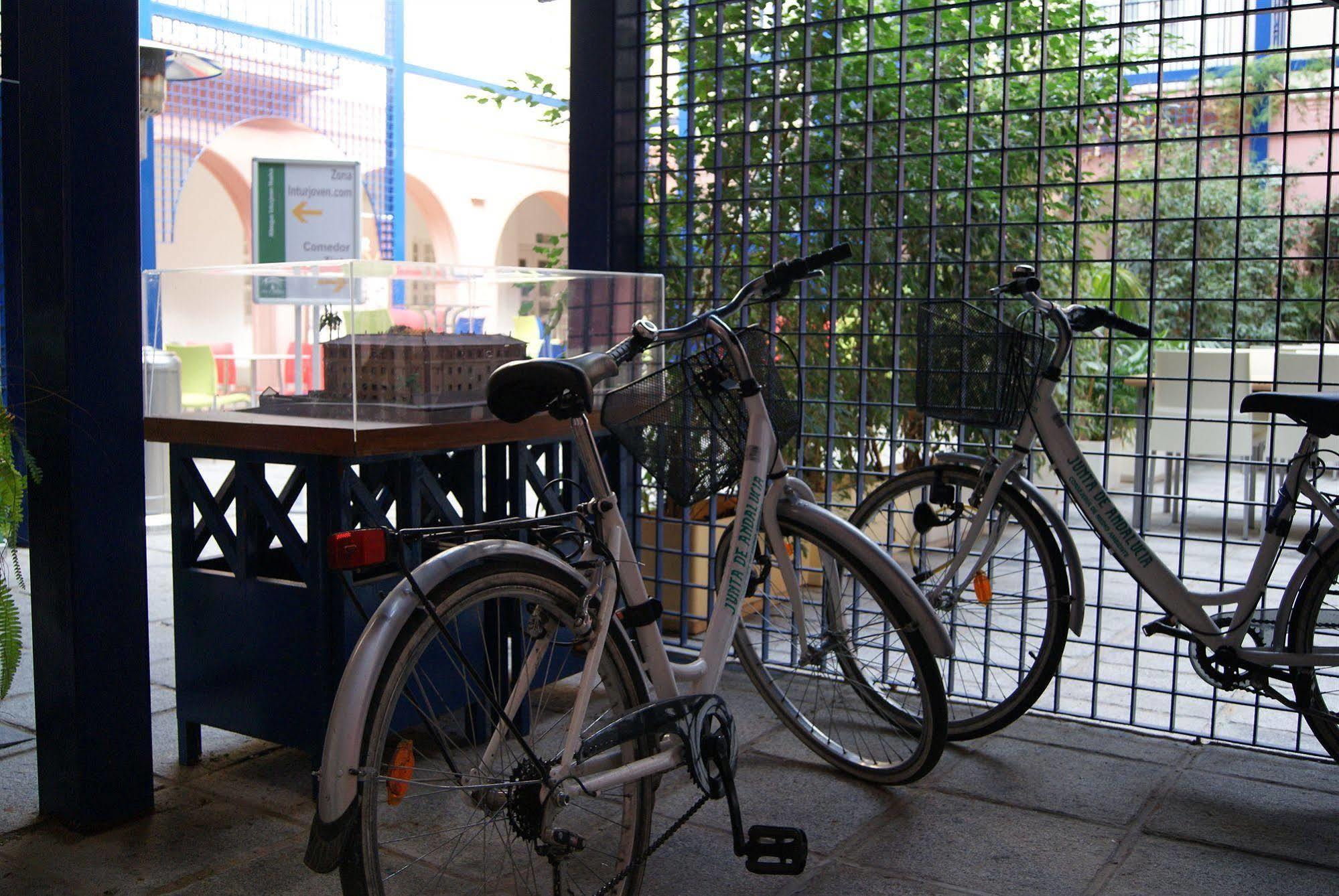 Albergue Inturjoven Huelva Extérieur photo