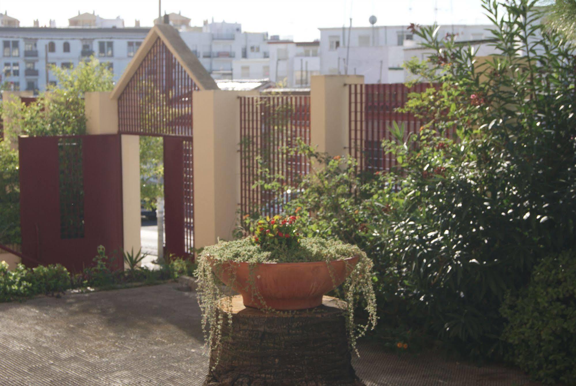 Albergue Inturjoven Huelva Extérieur photo